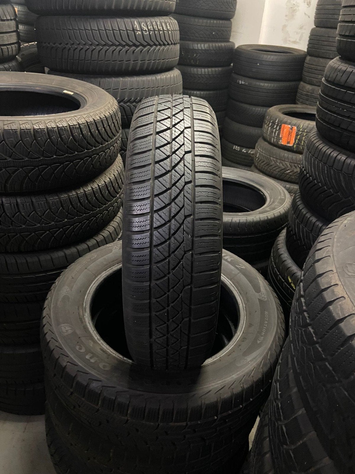16570r14 165 70 r14 165/70/r14 hankook avec montage, Enlèvement ou Envoi