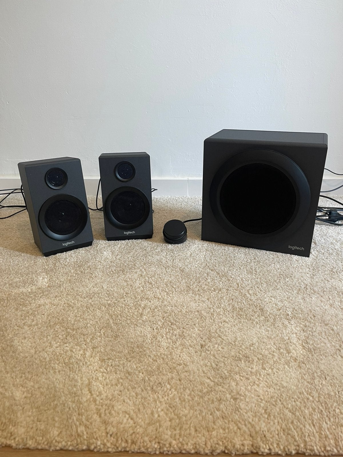 Logitech speakerset met subwoofer, Computers en Software, Ophalen, Zo goed als nieuw