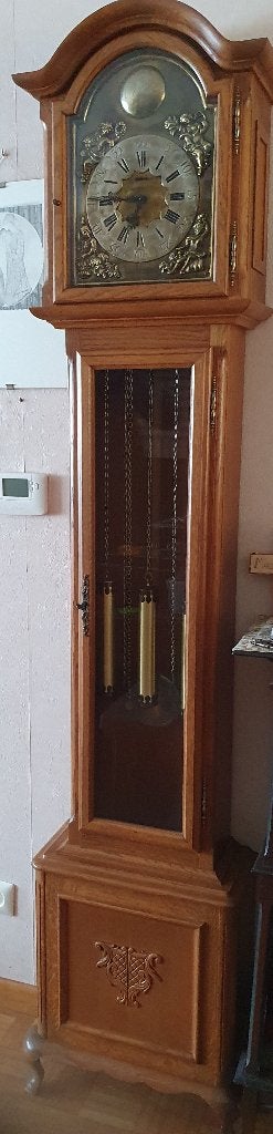 Horloge permanente, Enlèvement