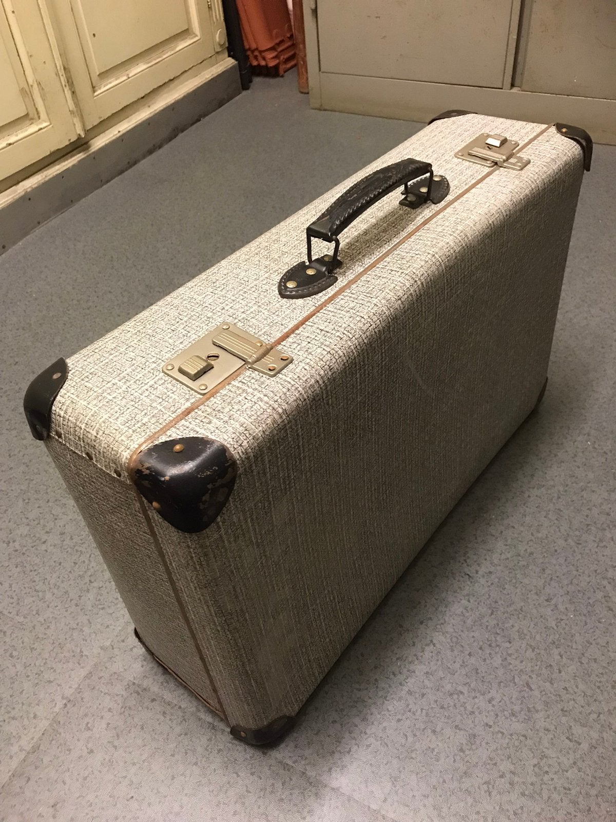 Vintage reiskoffer, Ophalen, Zo goed als nieuw