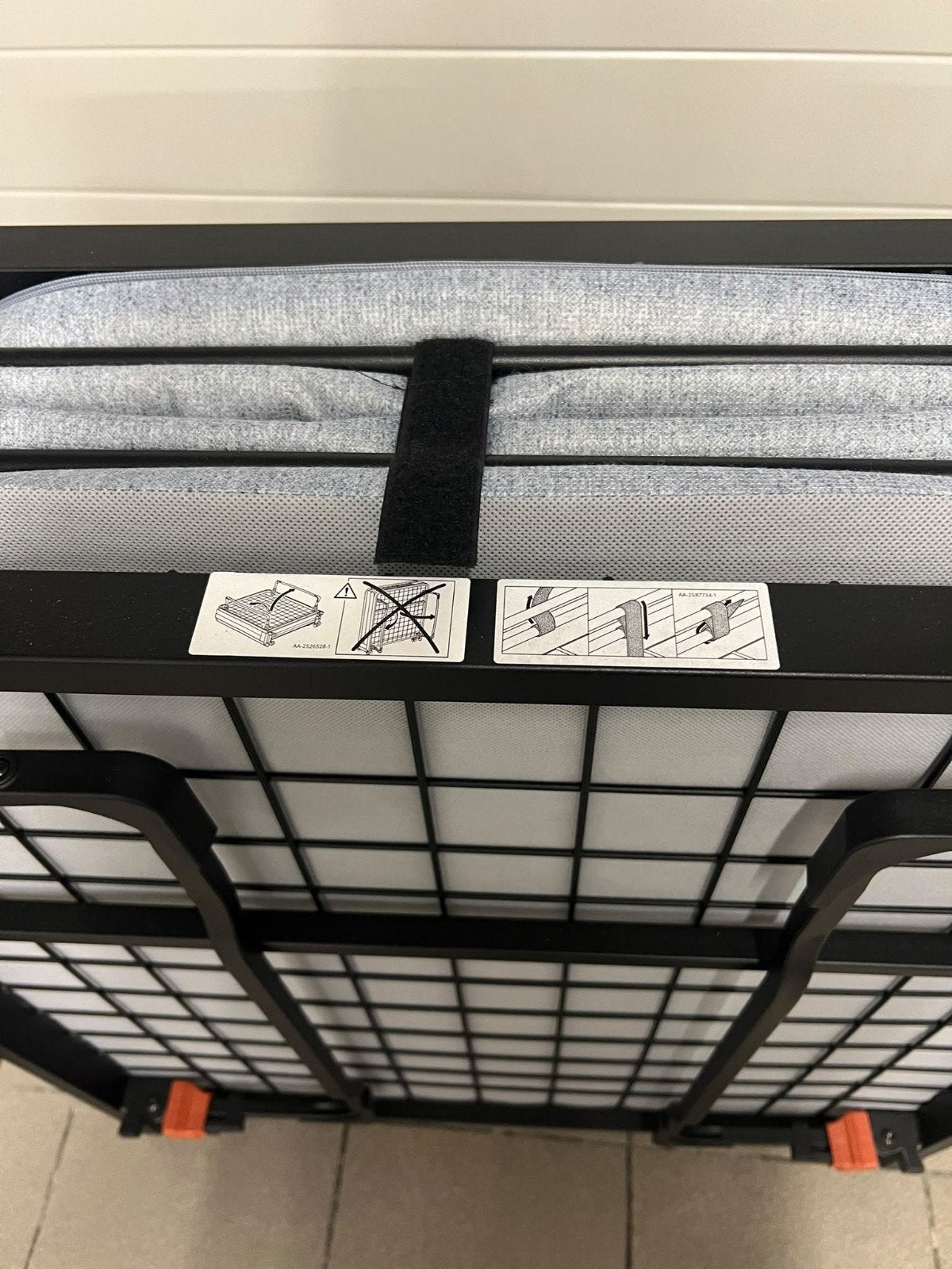logeer bed, Huis en Inrichting, Ophalen, Eenpersoons, Zo goed als nieuw, 80 cm
