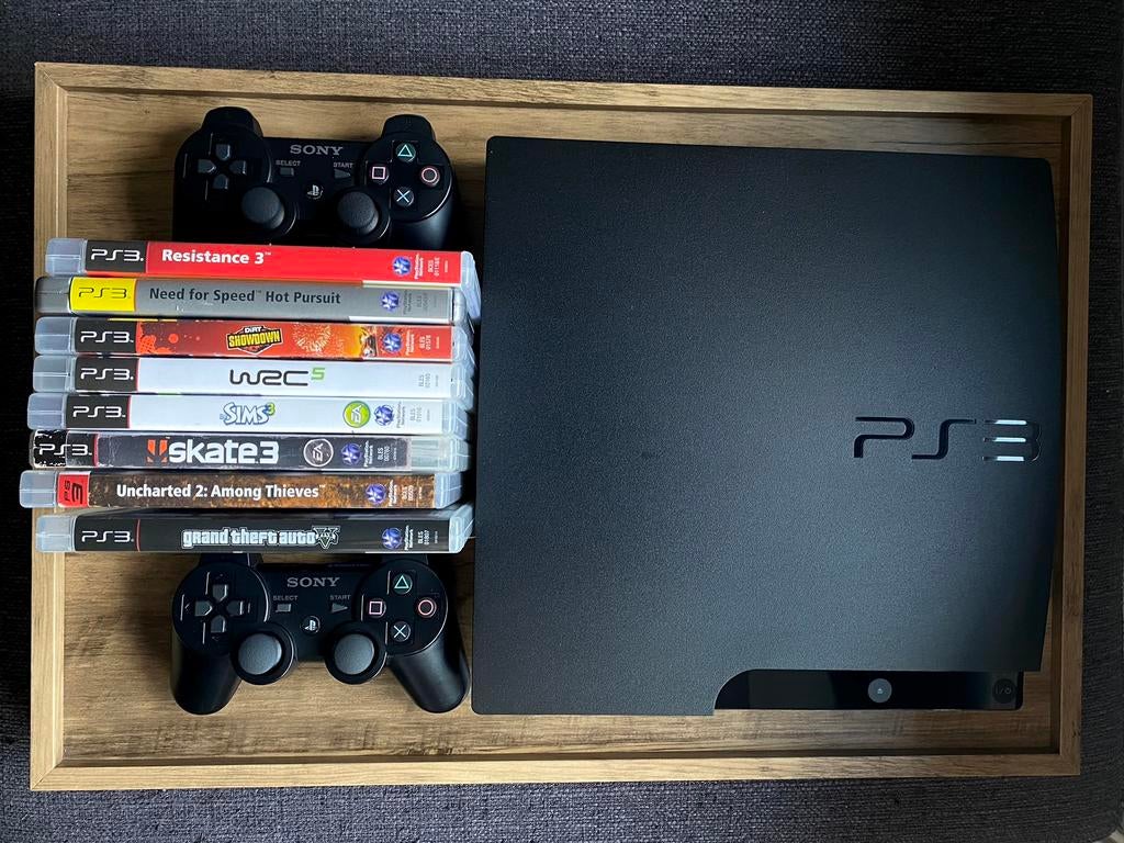 Sony PlayStation 3 (PS3) met 8 games en 2 controllers, Games en Spelcomputers, Spelcomputers | Sony PlayStation 3, Gebruikt, Slim