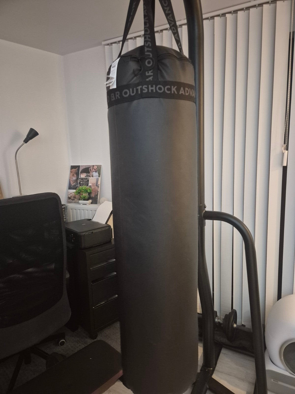 équipement complet de boxe marque Outshock en tres bonneétat, Sports & Fitness, Boxe