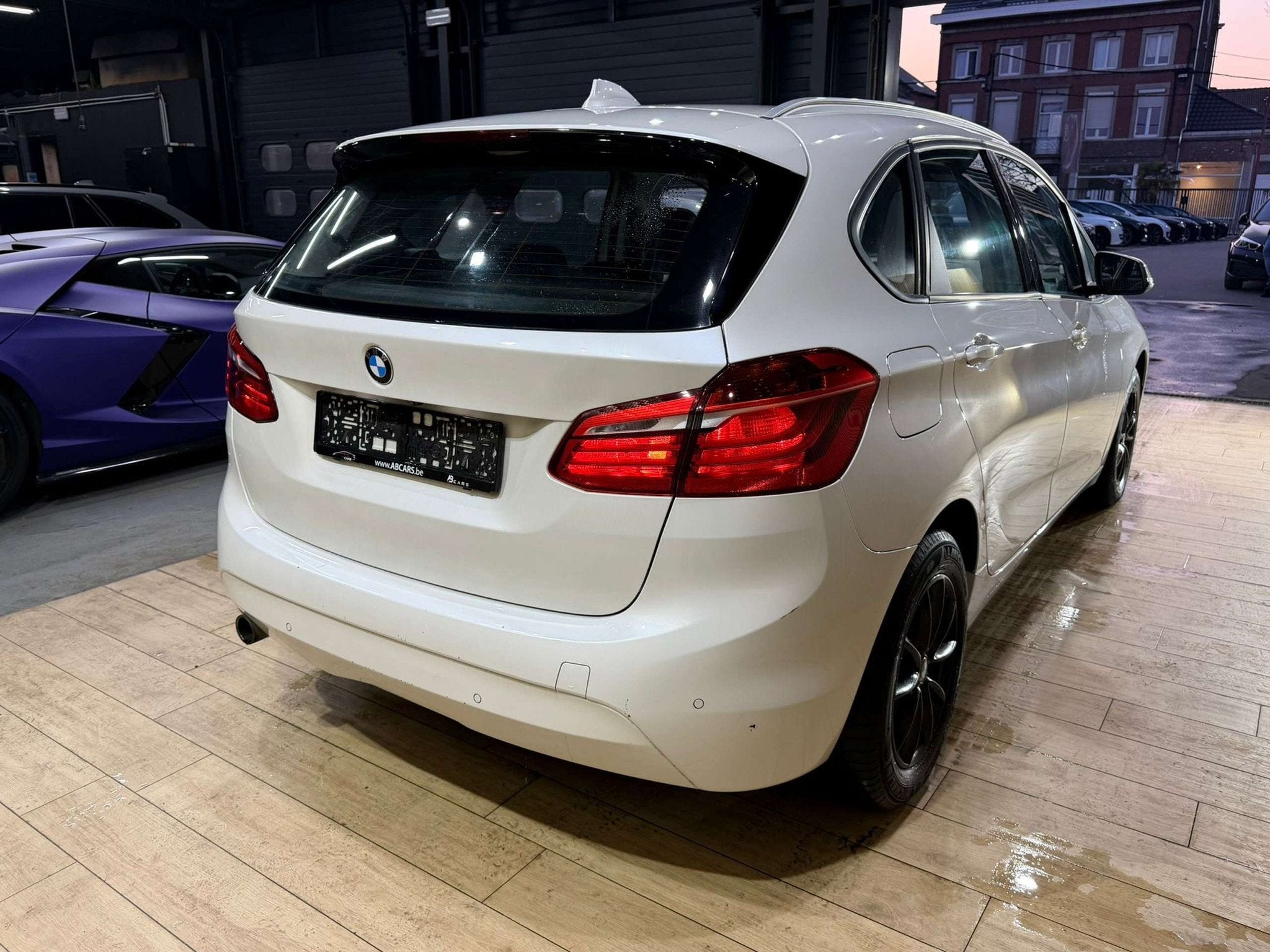 BMW 2 Serie 216 I * Active Tourer * GARANTIE 12 MOIS * 1er p, Autos, BMW, Cuir, 75 kW, Achat, Anti démarrage