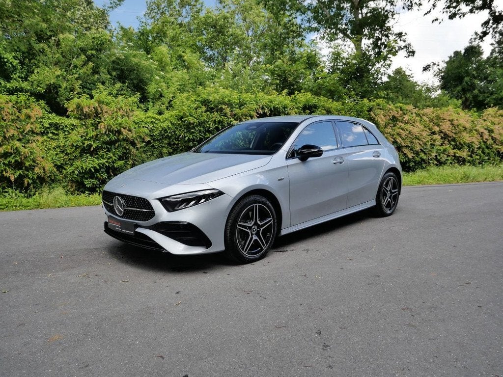 Mercedes-Benz A-Klasse 250 AMG LINE (automatique), Autos, Achat, Commande vocale, Entreprise, Carnet d'entretien