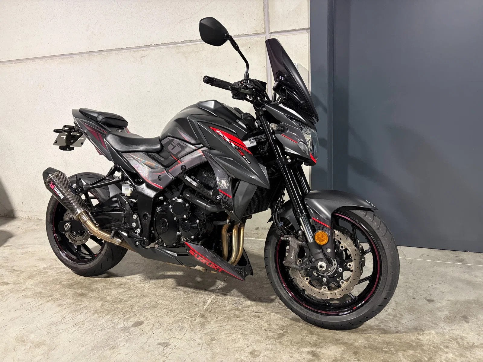 Suzuki GSX-S 750 EVO topnaked in sportief jasje (bj 2018), Motoren, 750 cc, Meer dan 35 kW, Overig, Handgeschakeld