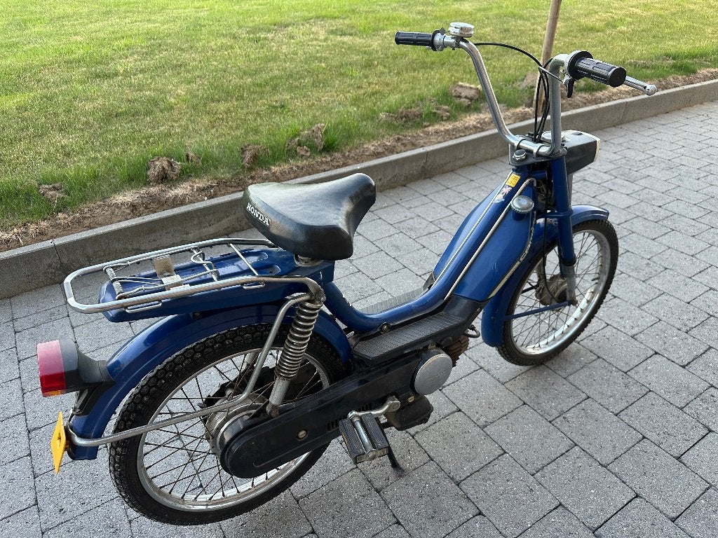 HONDA - -  CAMINO - - 3696 km -  1 EIGENAAR  -  FACTUUR, Ophalen, Overige modellen, Klasse A (25 km/u), Zo goed als nieuw
