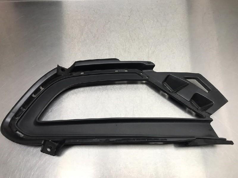 BUMPERDEEL RECHTS VOOR Hyundai i20 (GBB) (|86562C8120|), Gebruikt, Voor, Hyundai, Bumper