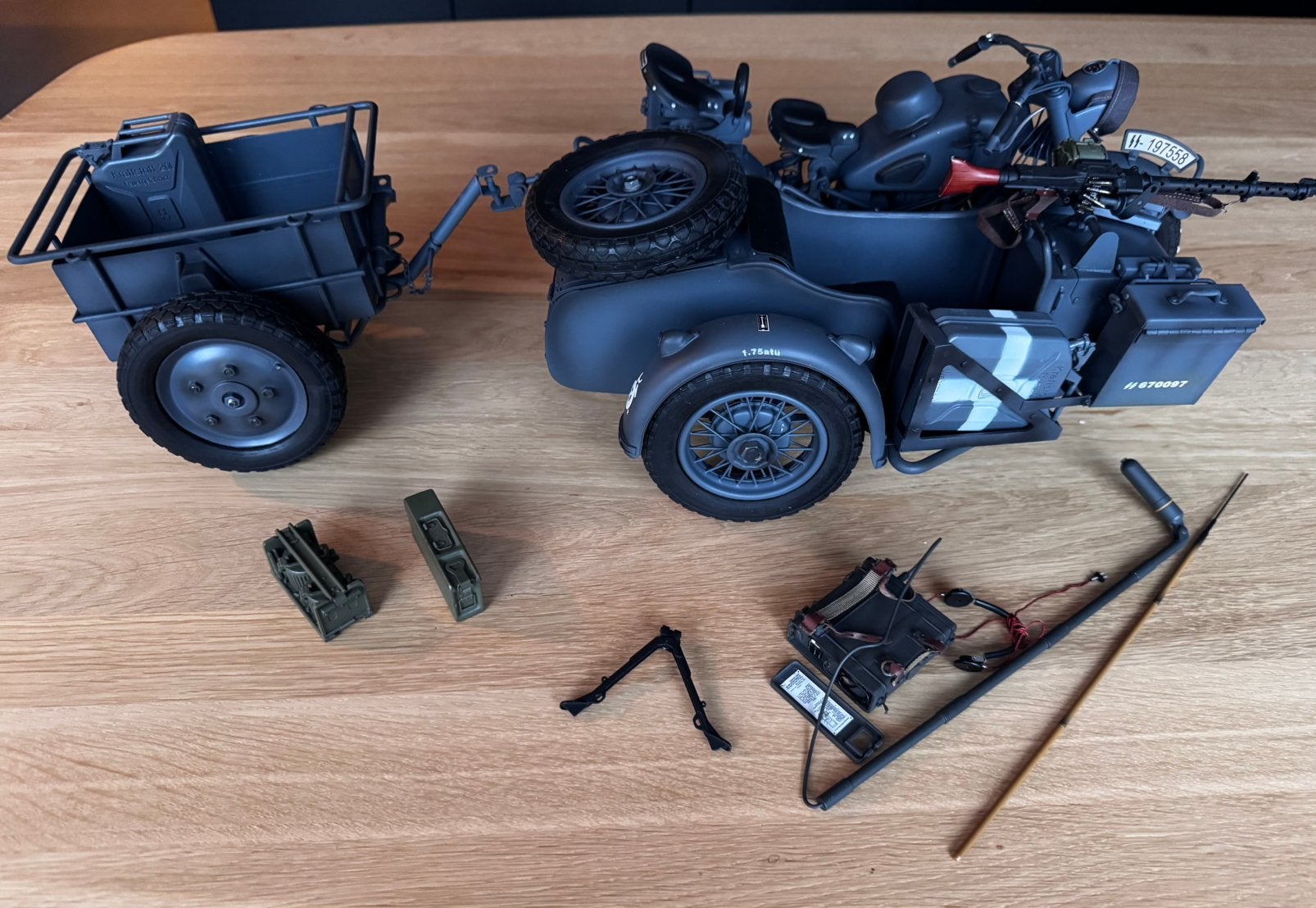 1/6 BMW R75 zijspan + uitrusting (metaal), Ophalen of Verzenden, Nieuw