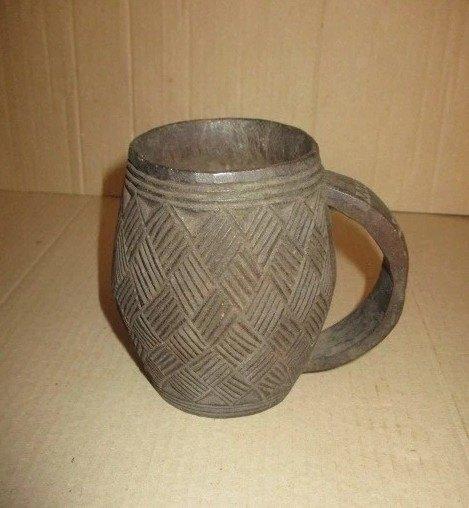 Coupe a vin de palme Kuba Congo Africain 13 cm de Longueur, Envoi