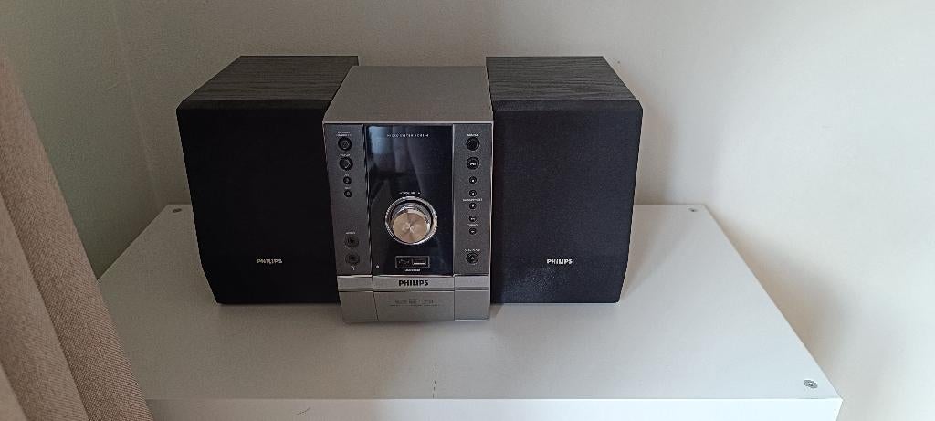Phillips radio/cd speler met boxen, Ophalen, Gebruikt, Radio, Met cd-speler