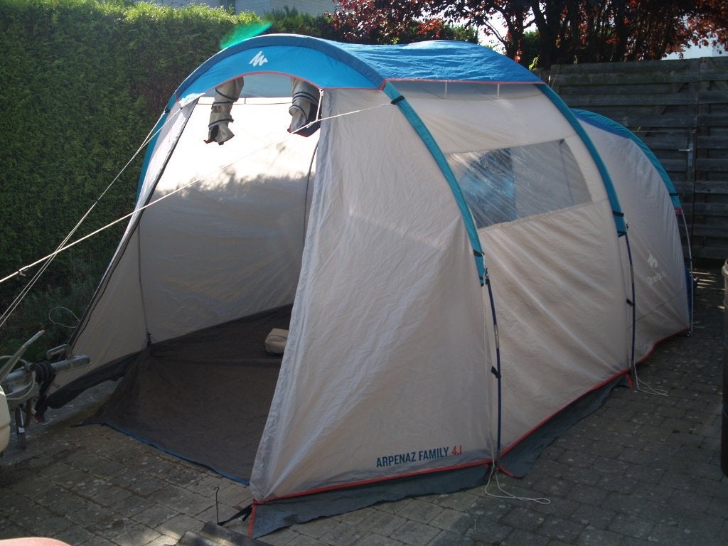 grote Arpenaz 4.1 TENT: 4 personen stahoogte grondzeil goed, Caravans en Kamperen, Tenten, Ophalen of Verzenden, Gebruikt, Tot en met 2