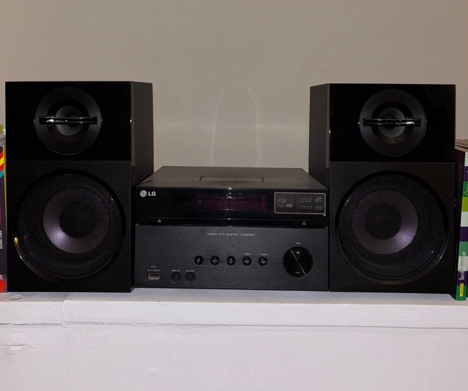 LG micro hi-fi system CM2520, TV, Hi-fi & Vidéo, Autres marques, Micro chaîne, Comme neuf, Enlèvement