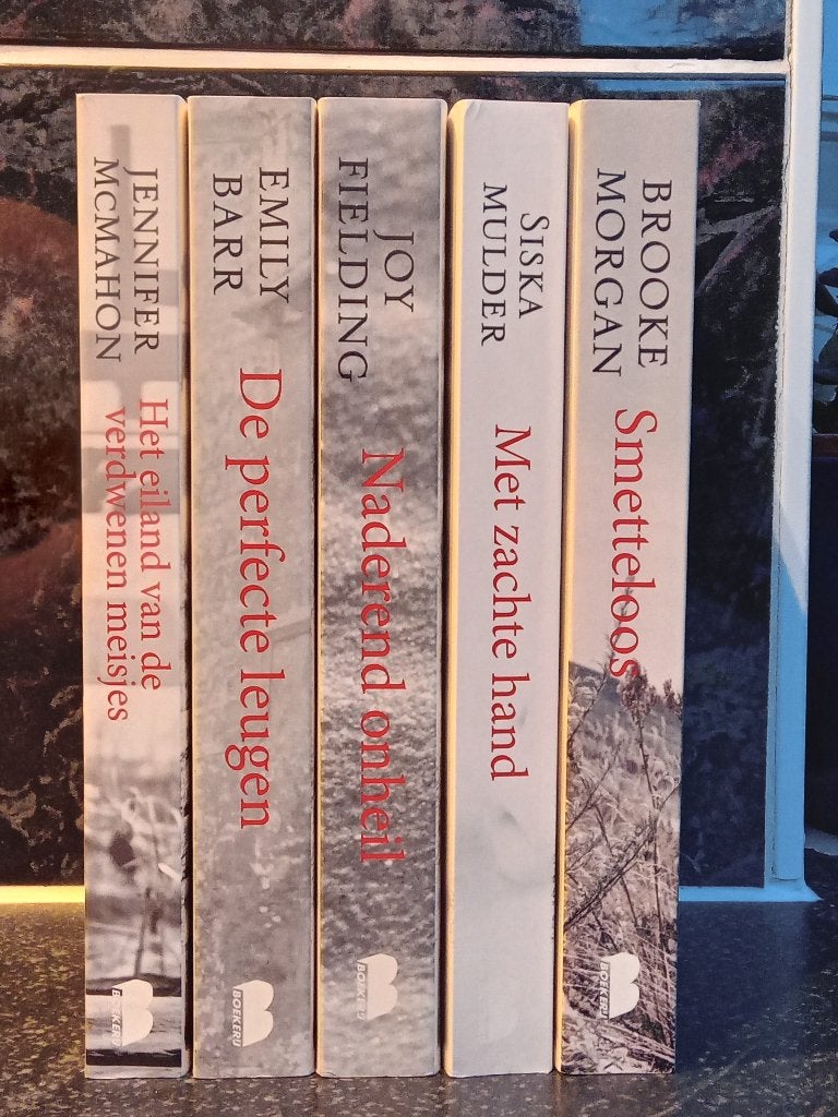 5 Thrillers (ongelezen), Ophalen, Nieuw