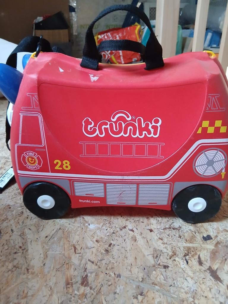 Coffret à cheminée Trunki, Enlèvement