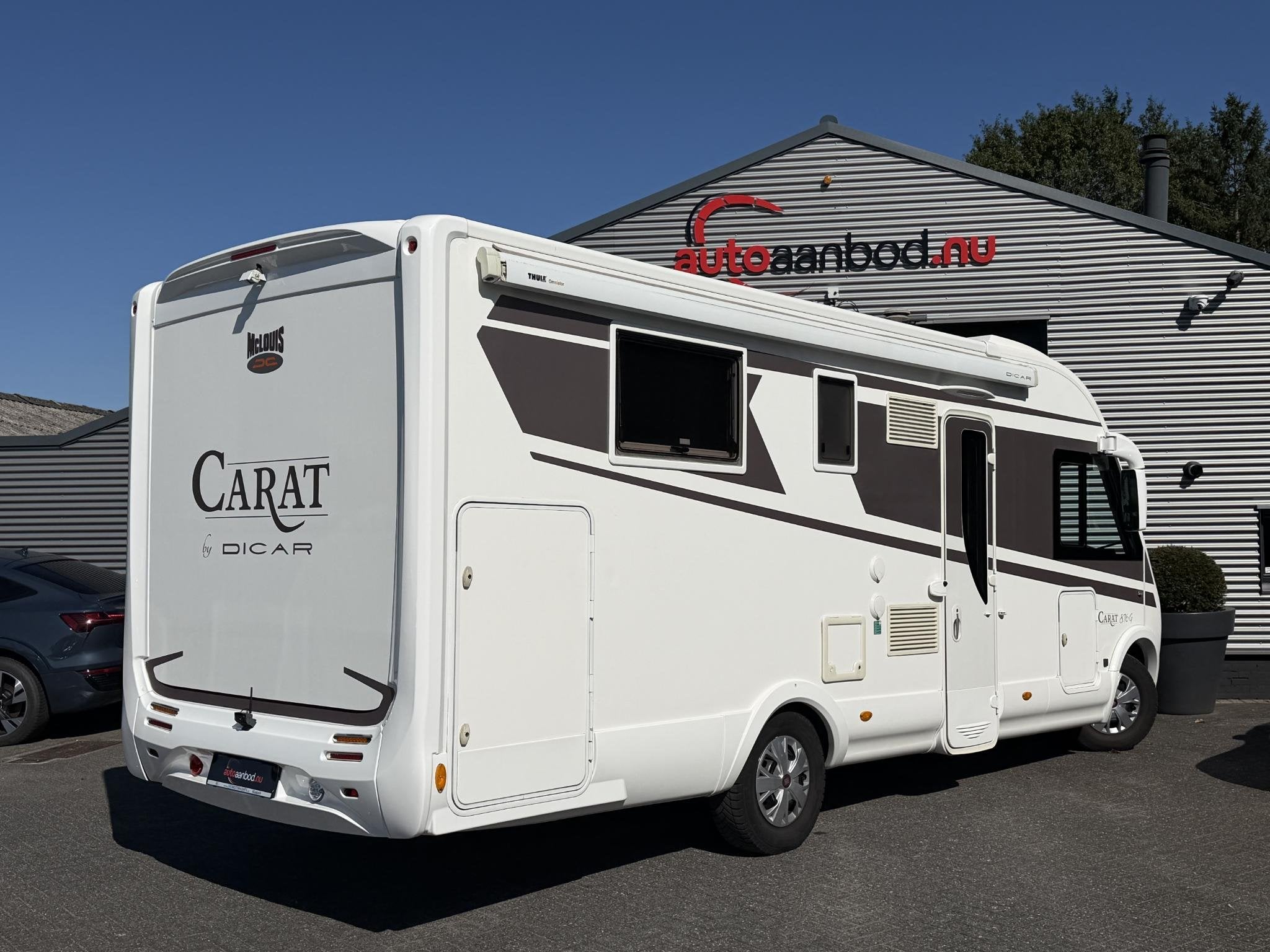 MC Louis Nevis 876 Carat by Dicar QUEENSBED | Camera | Navig, 7 tot 8 meter, Bedrijf, 7 tot 8 meter, McLouis