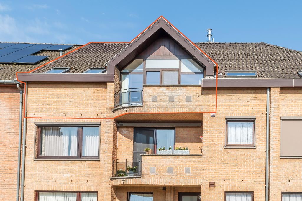 Ruim, lichtrijk appartement met zonnig terras in hartje Paal, Immo, 124 kWh/m²/jaar, 2 kamers, Paal, Appartement