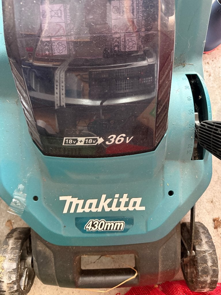 grasmachine op accu, Tuin en Terras, Ophalen, Gebruikt, Accu-grasmaaier, Makkita