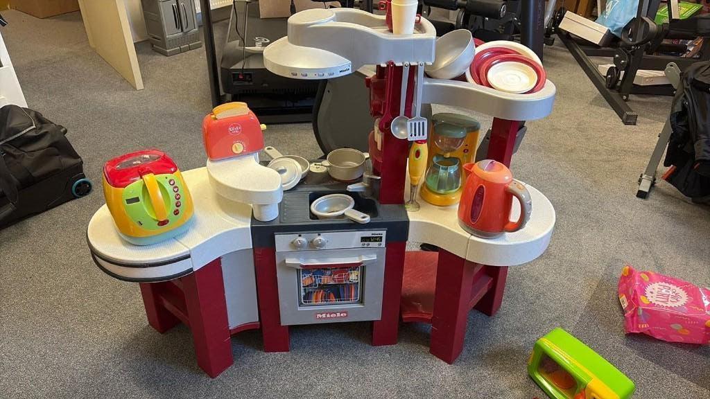 Speelgoed keukentje en toebehoren, Ophalen, Gebruikt, Kunststof, Speelkeuken