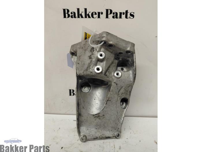 Support moteur d'un Volvo V60, -, -, 3 mois de garantie, -