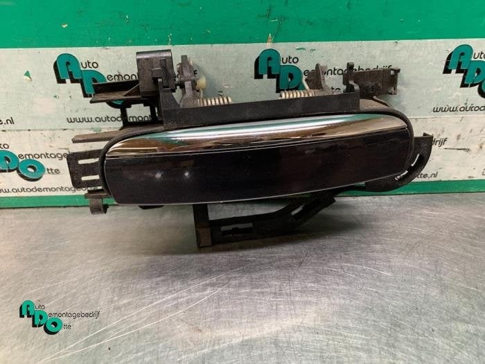 Poignée portière 4portes arrière droite d'un Audi A6 (A6, -, 3 mois de garantie, Audi, Utilisé