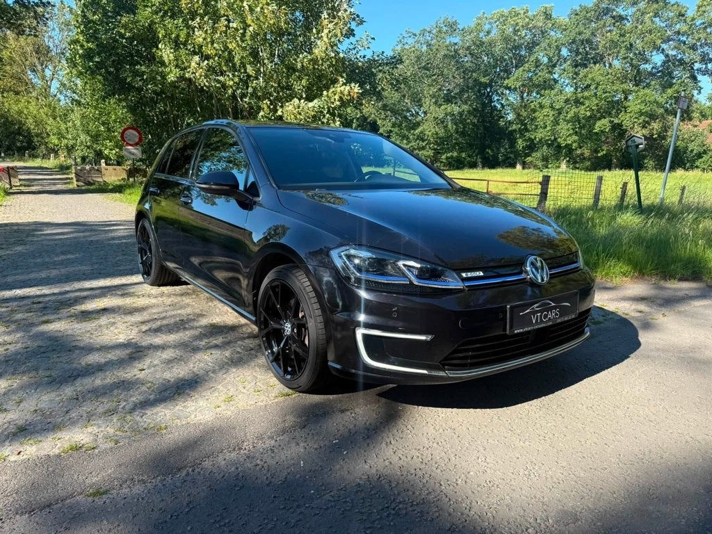 VW E GOLF / ADAPTIVE CRUISE CONTROL / LED / CARPLAY, Auto's, Volkswagen, Bedrijf, Te koop, Golf, ABS, Adaptive Cruise Control