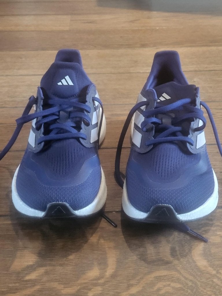 Sportschoen Adidas Pureboost Blauw maat 43 1/3, Kleding | Heren, Schoenen, Ophalen, Blauw, Sportschoenen, Nieuw