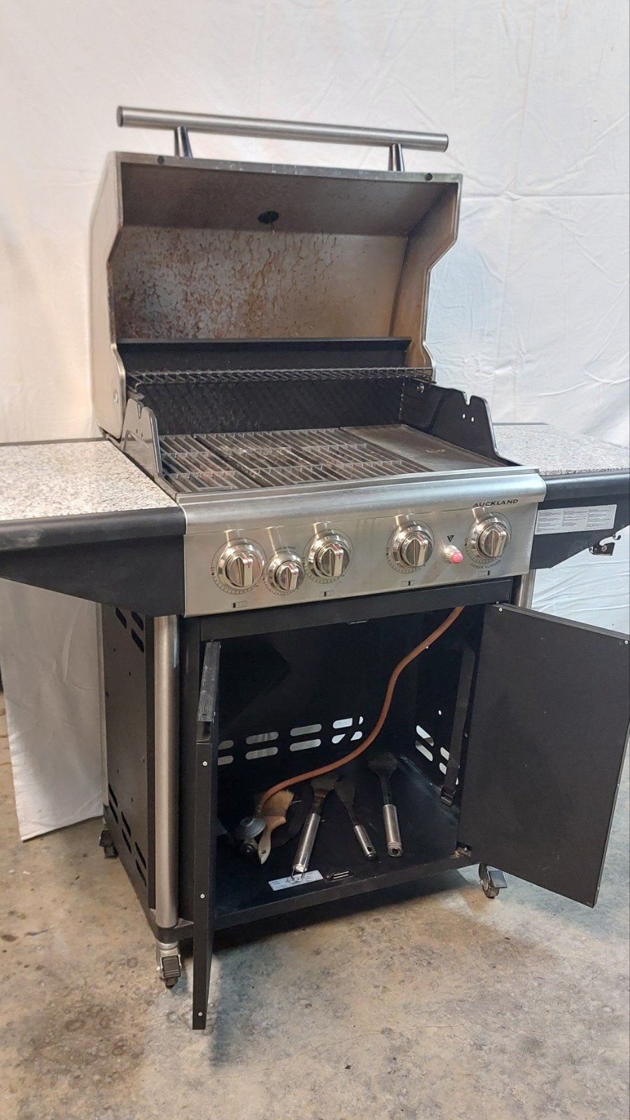 Outdoorchef Gasbarbecue met Marmeren Werkbladen & Zijbrander, Enlèvement