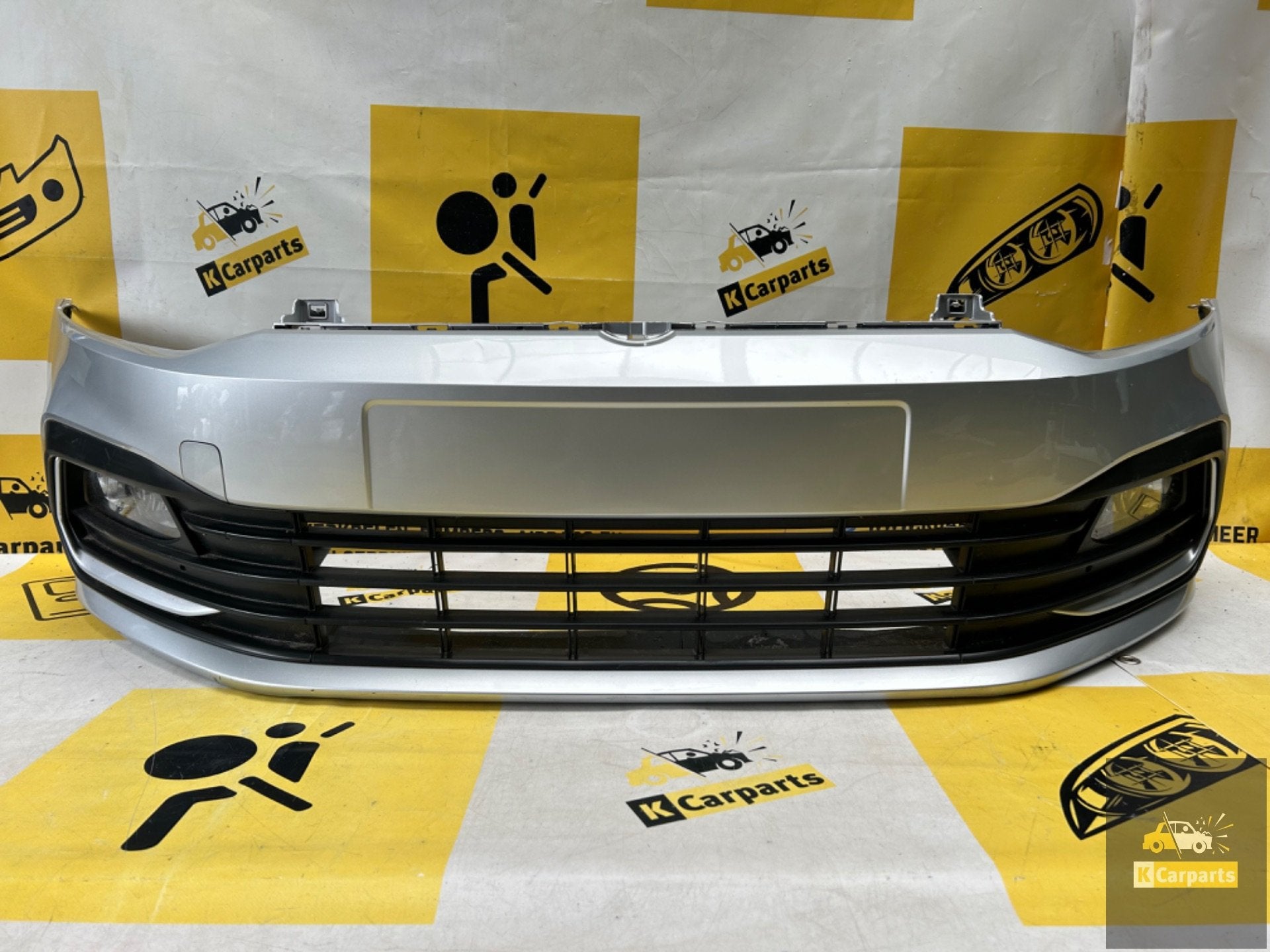 Voorbumper Volkswagen Polo 6c/6R 2010-2017 6c0807221, Auto-onderdelen, Carrosserie, Bumper, Volkswagen, Voor, Gebruikt