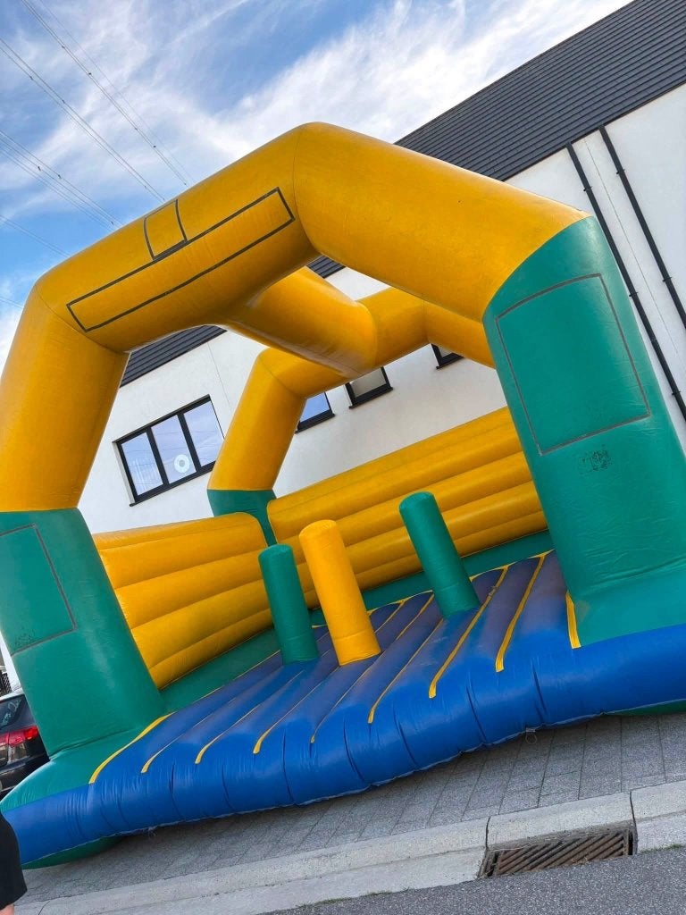Springkasteel - Châteaux Gonflable, Kinderen en Baby's, Speelgoed | Buiten | Springkussens, Ophalen, Gebruikt