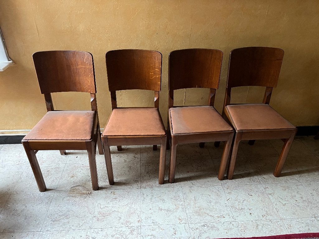 4 houten stoelen, Ophalen