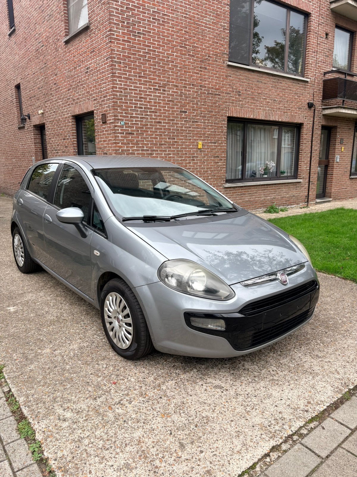 Fiat Punto 1.3 diesel euro 5 met 178dkm  2011, Auto's, Euro 5, Particulier, Punto EVO, Te koop
