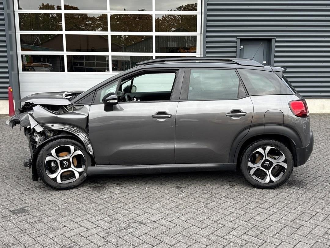 Citroën C3 Aircross 1.2 PureTech S&S Shine, Camera, Navigat, Autos, Neuf, Argent ou Gris, Euro 6, Entreprise