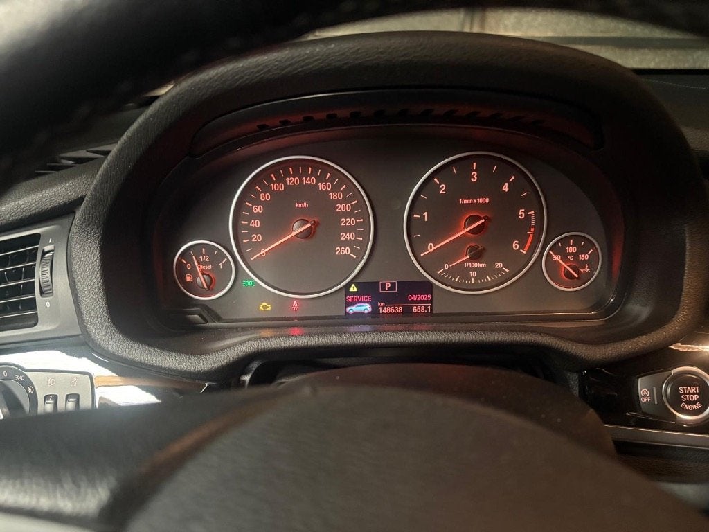auto, Auto's, Achterwielaandrijving, 1995 cc, 4 cilinders, Parkeersensor