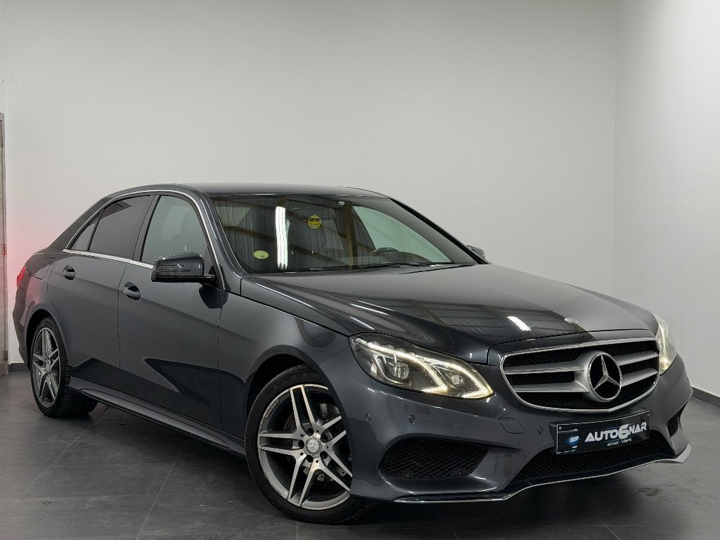 Mercedes-Benz E 200 Pack AMG - 1erMain - Airco - Navi, Auto's, Mercedes-Benz, 4 cilinders, https://public.car-pass.be/vhr/c8109075-05d3-4932-9365-a4bac79587d1