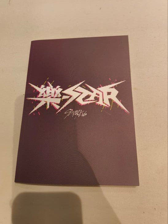 Stray kids album