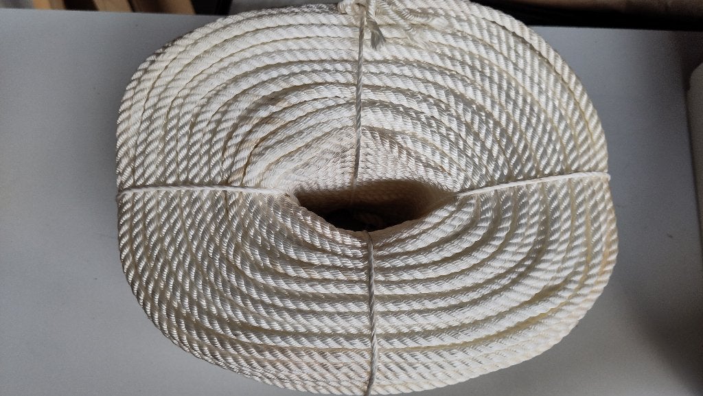 Nylon koord / touw 6 mm - rol 200 meter - meerdere stuks, Doe-het-zelf en Bouw, Overige Doe-Het-Zelf en Bouw, Ophalen, Nieuw