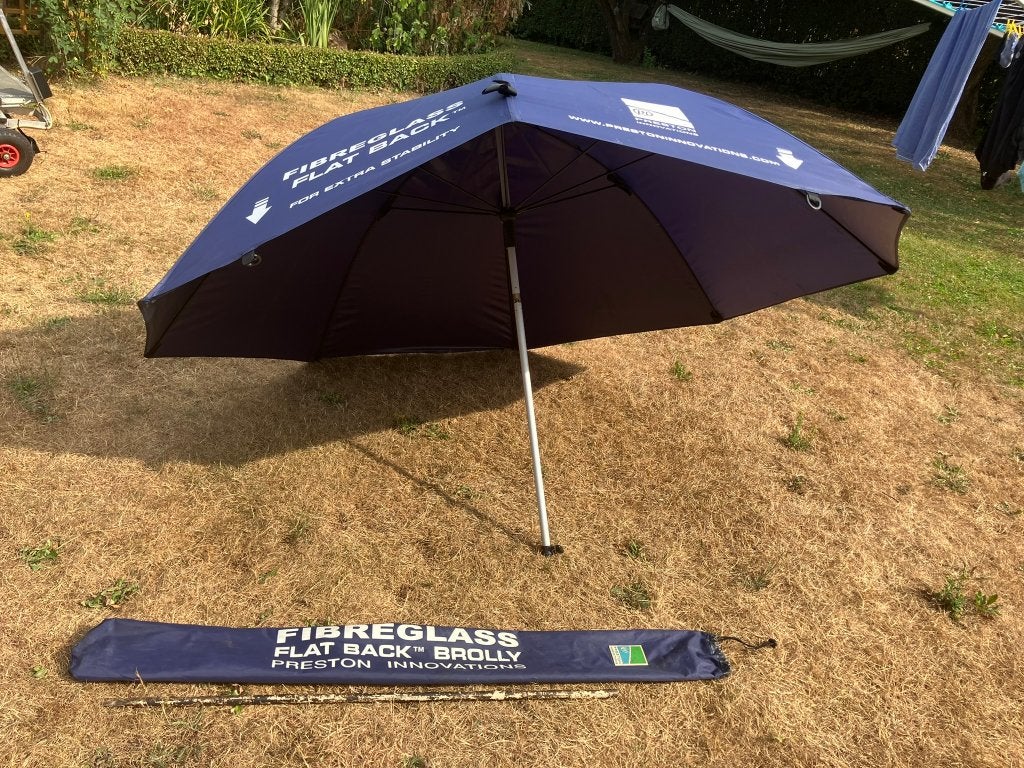 parasol/paraplu om te vissen, Ophalen, Gebruikt