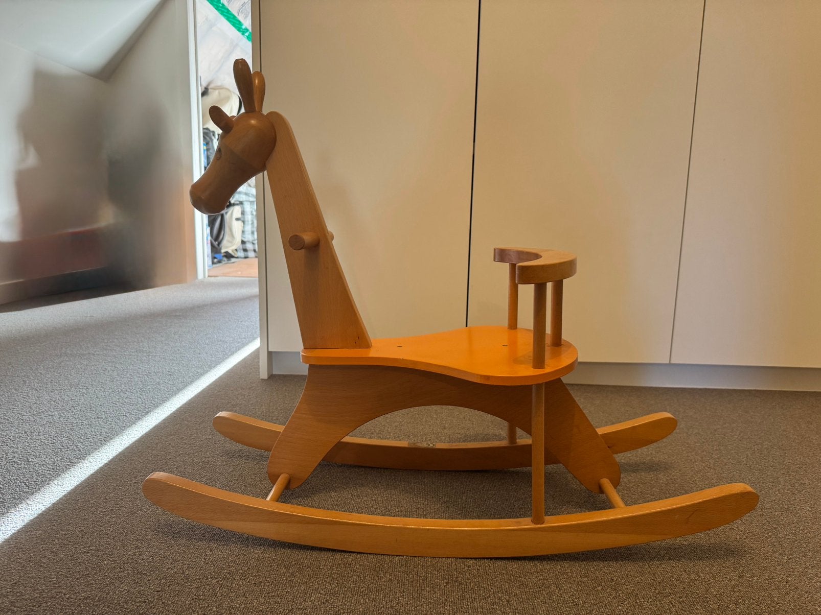 Houten hobbelpaard, Ophalen, Gebruikt
