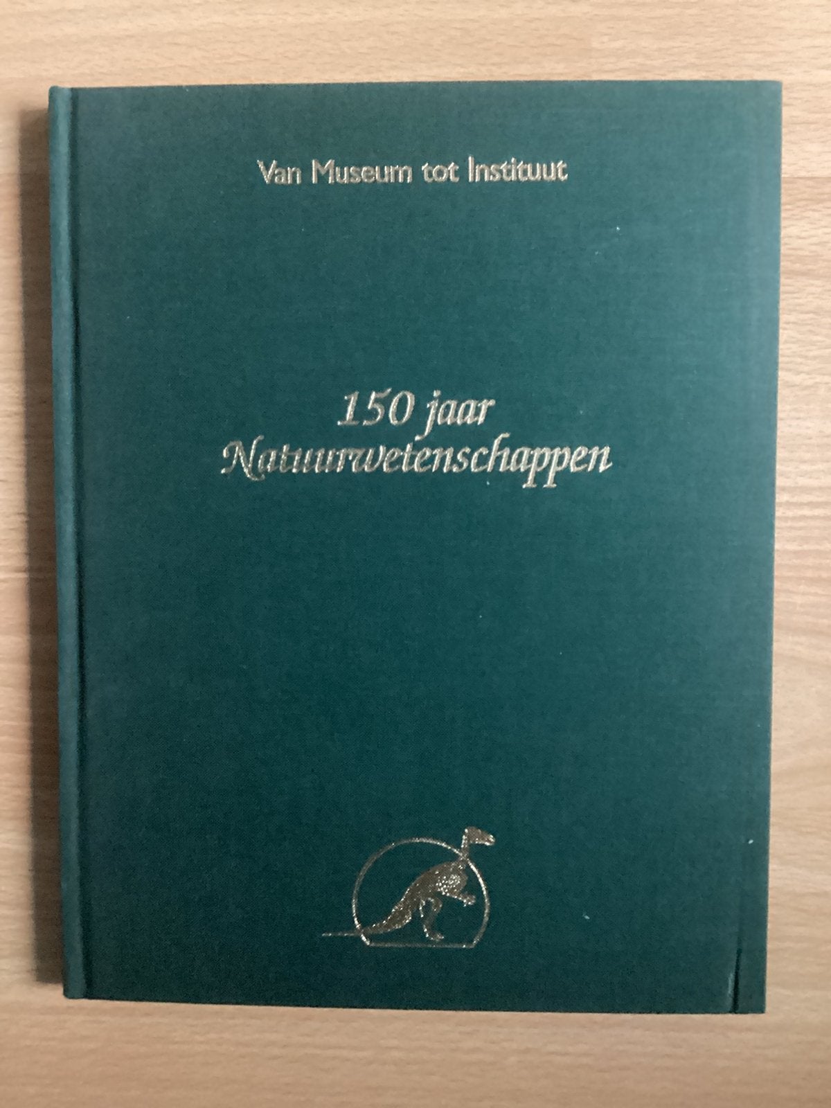Boek 150 jaar natuurwetenschappen, Boeken, Ophalen of Verzenden, Natuurwetenschap