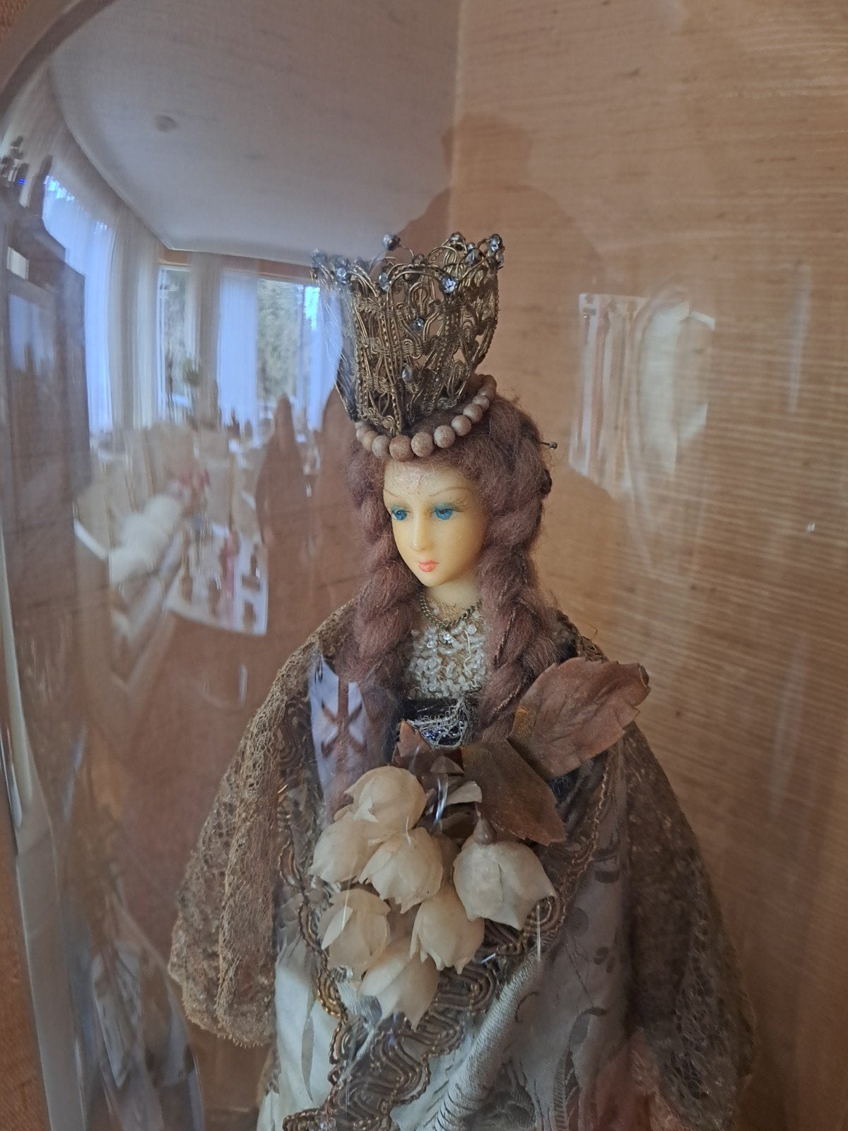Vierge à l'enfant en cire 19 éme à céder au + offrant. TBE., Antiquités & Art, Enlèvement, Verre