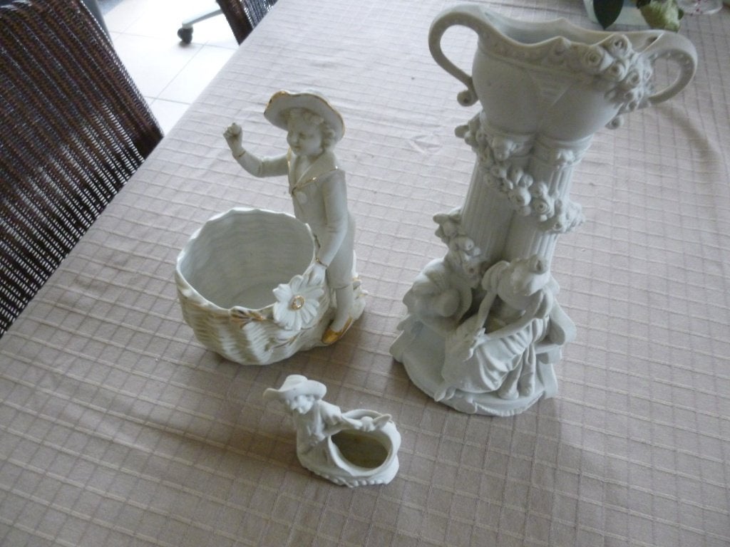 oude 3 beeldjes in biscuit, Verzamelen, Ophalen of Verzenden