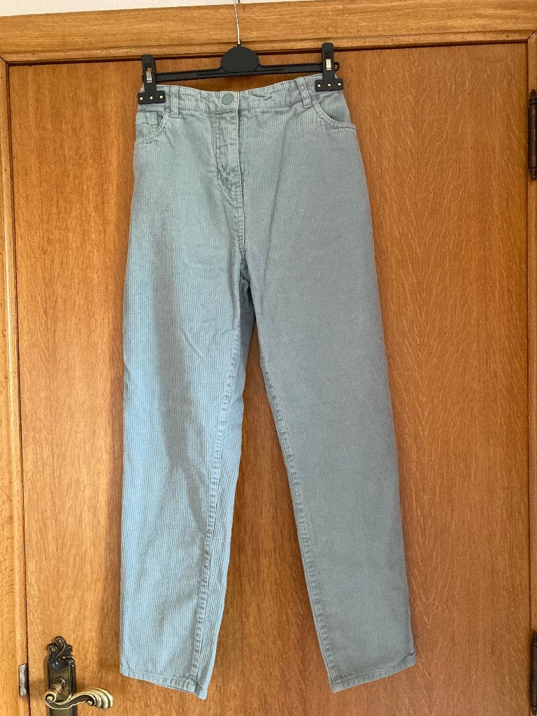 Groene lange broek in geribbelde velours, Campus12, maat 164, Broek, Ophalen of Verzenden, Zo goed als nieuw, Campus 12