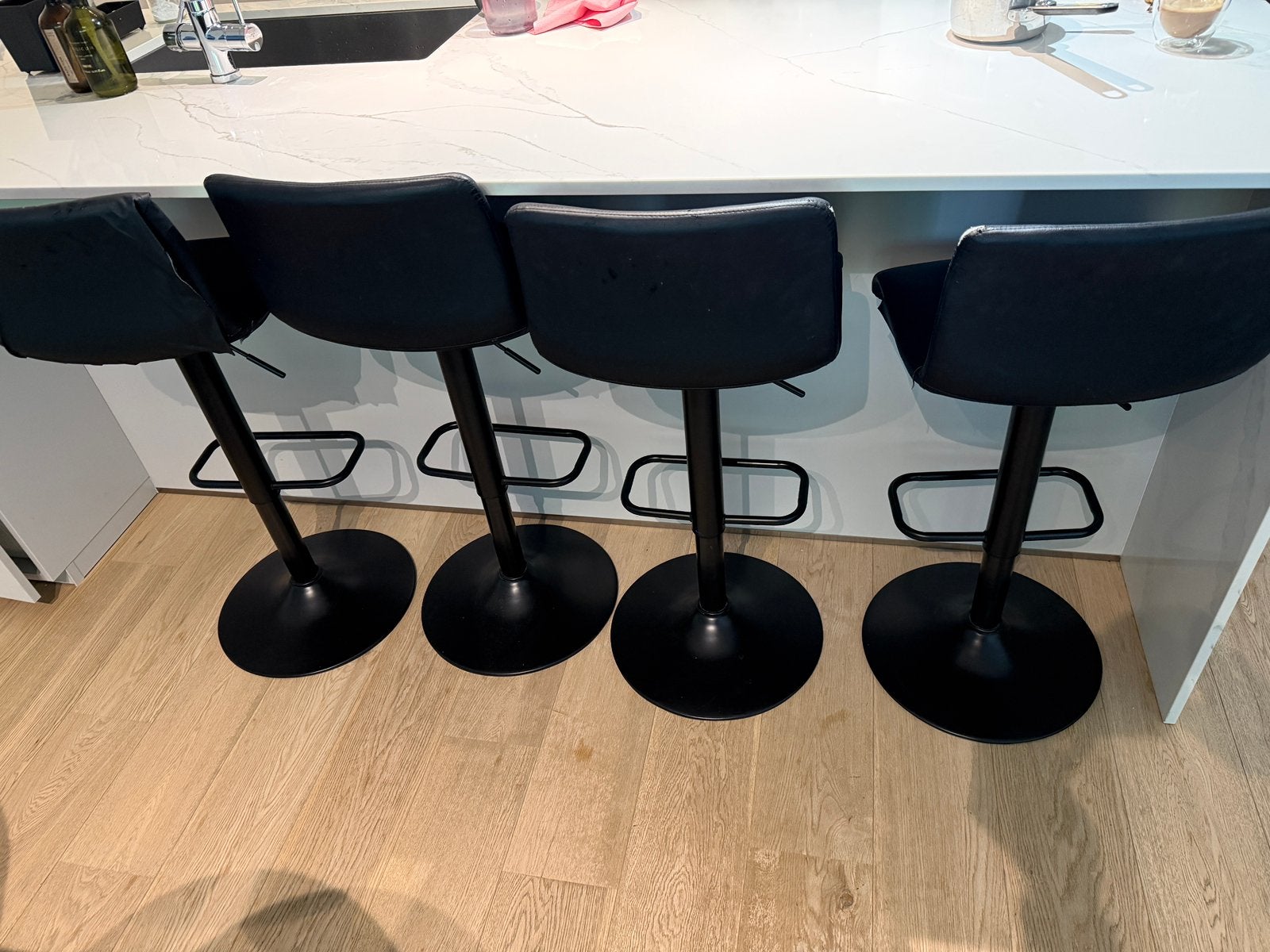 Vends 4 tabourets de bar, 4 krukken, Ophalen, Zo goed als nieuw