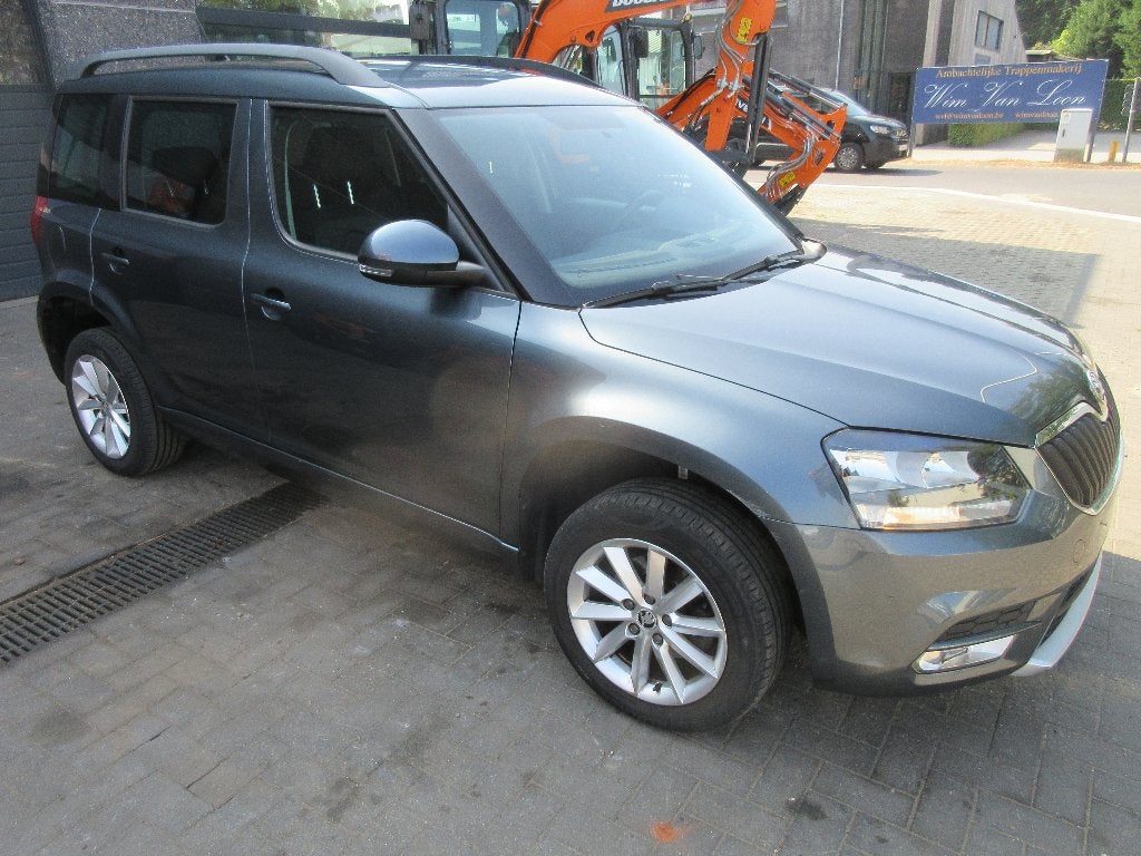 Skoda Yeti 1200i 2016  81Kw, Auto's, Skoda, Voorwielaandrijving, Stof, Parkeersensor, Euro 6