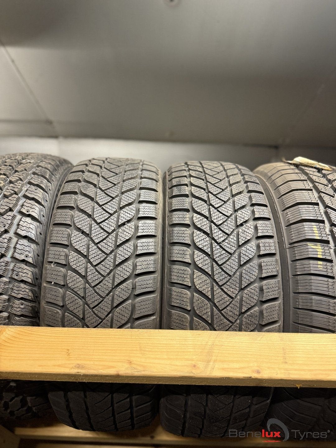 winter new 215/60R16 Federal 215/60 R16 215/60/16 2156016, 215 mm, -, Nieuw, Band(en)