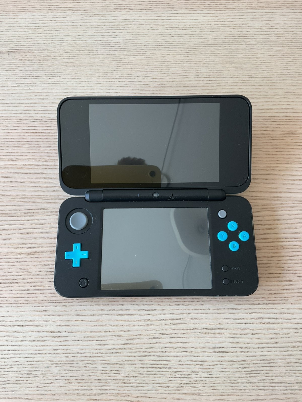 Nintendo 2DS XL, Consoles de jeu & Jeux vidéo, Consoles de jeu | Nintendo 2DS & 3DS, Enlèvement ou Envoi, Comme neuf, Bleu, 2DS