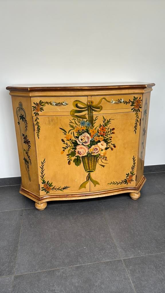 Massief houten Chinese kast, handgeschilderd, Antiquités & Art, Antiquités | Meubles | Armoires, Enlèvement