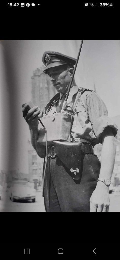 Belgique_Recherche : Chemise Police communale 1960-70, Collections, Enlèvement, Gendarmerie, Vêtements ou Chaussures