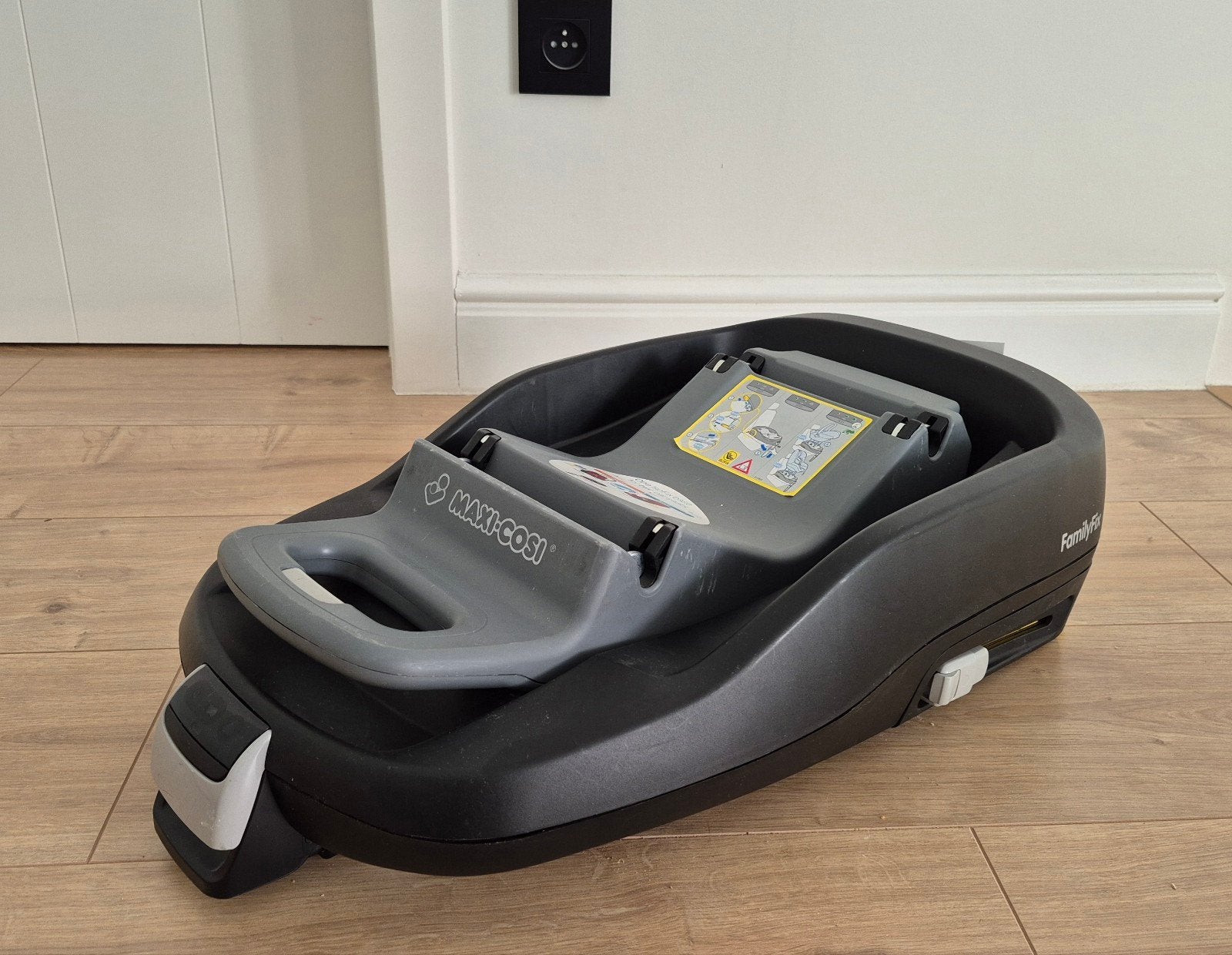 Maxi‑Cosi FamilyFix – ISOFIX – compleet & in goede staat, Kinderen en Baby's, Ophalen, Gebruikt, Slaapstand, Isofix